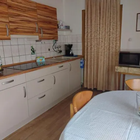 Huhn Apartment