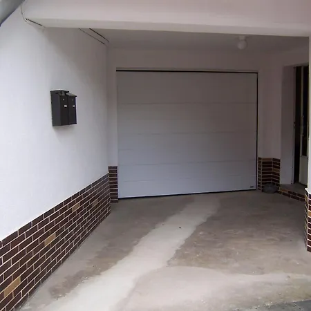 Huhn Apartment *