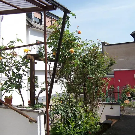 Huhn * Kobern-Gondorf
