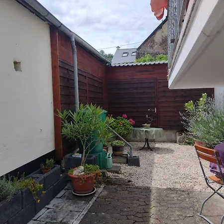 Huhn Apartment